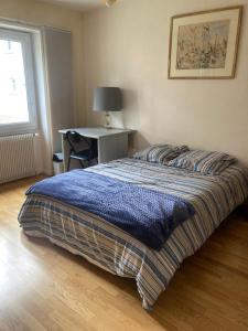 Sejours chez l'habitant Maison des roses : photos des chambres