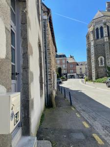 "En Roue Libre" 45m2 au calme centre-ville rez-de-chaussée