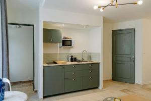 Maison Gilberte - Avec terrasse au coeur du village