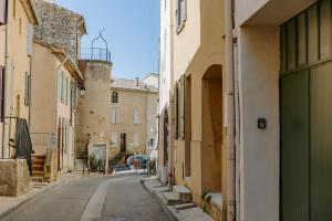 Maisons de vacances Maison Gilberte - Avec terrasse au coeur du village : photos des chambres