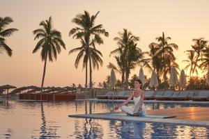 The Club by Fanar