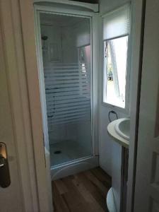 Campings Mobil home centre ville : photos des chambres