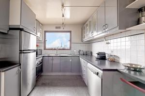 NEW - 3 bedroom flat with Eiffel Tower view