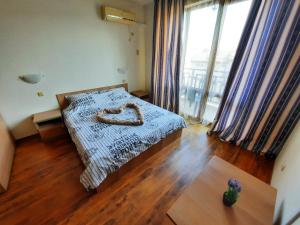 Апатаменти за гости Sunshine и Glory