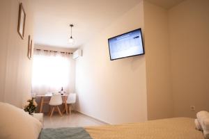 Anesis Airport Rooms 408
