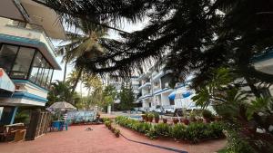 Muffys Pool Apartment