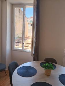 Appartements **** VERY CENTRAL Ajaccio 36 rue Fesch, cosy flat in city center pedestrian street, up to 4 people **** : photos des chambres