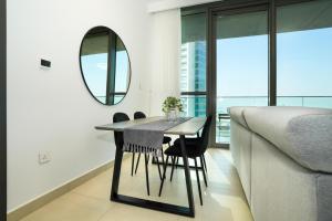 Downtown Luxury, Direct Access to The Dubai Mall