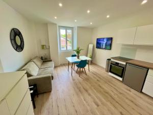 Masha *CLIM* proche hospital