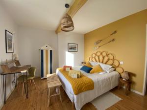 B&B / Chambres d'hotes Les Chambres des 3 Chouettes : photos des chambres