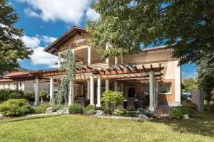 Guest House Tri Zvezde - Koče