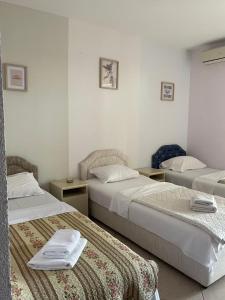 Triple Room with Balcony and Sea View room in Villa Ivanovic