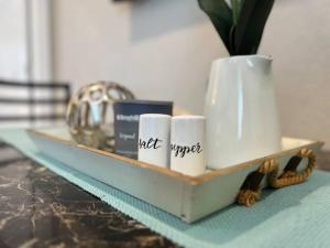 Chic & intimate 2 bedroom