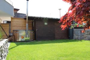 Ferienhaus Bergauf with Hot Tub