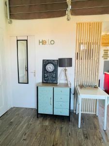 Appartements Studio climatise tout confort a 100 m de la plage : photos des chambres