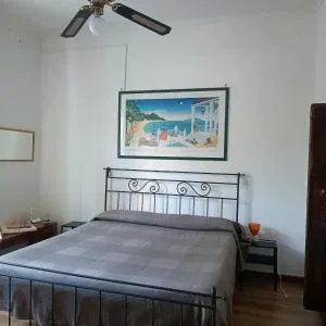 Holiday rooms with private bathroom - Vitinia