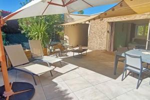 Studio cosy avec terrasse et accès piscine