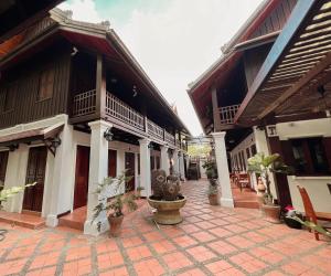 khong kham Hotel