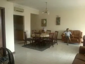 Golden Inn - ‘Awjān ash Shamālī