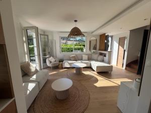 Villas Maison 8/10 pers / piscine chauffee / St Palais sur Mer : photos des chambres