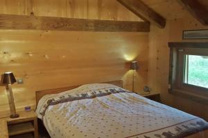 2 spacieux appartements dans une ferme rénovée face au MontBlanc