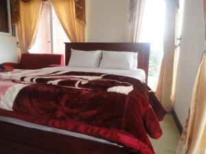 City And Hills View Apartment