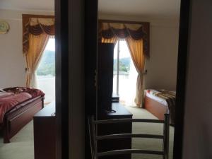 City And Hills View Apartment