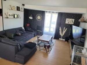 Chambres conforts climatisées **24 heures du Mans** - 萨尔特河畔费尔塞