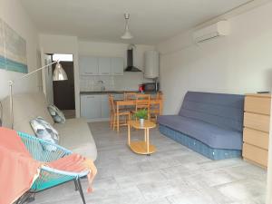 Studio Palavas proche plages et centre - terrasse - Clim & Parking