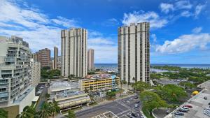 Ala Moana Hotel _ Ocean view with balcony