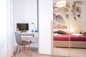 Green House Exclusive Suite near Metro A