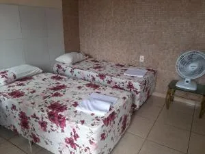 Hostel, 1 cama em Flat compartilhado, vai dividir com outra pessoa, não é individual - Cabeças