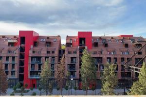 Unique 1BR with balcony Moedani