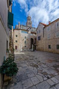 Apartments City View