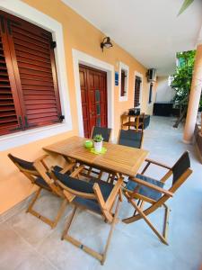 Dalomar Apartment