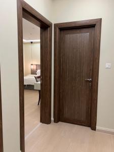 شقة جديدة وفاخرة بالقرب من الحرم .