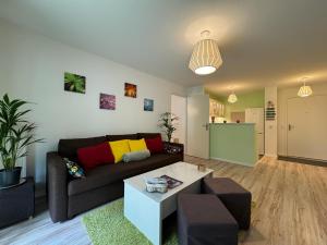 Lé-crin, appartement deux pièces avec jardin
