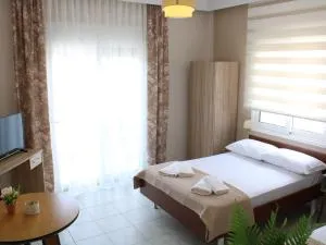 Sunshine apartments by the Sea - Skála Neón Epivatón