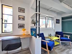 Lycabettus Sunshine Loft