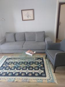 Seaview apartment in Durres beach, Albania -Elavator, Air-condition, Internet provided