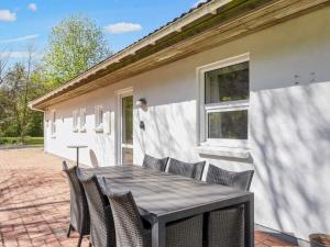 8 person holiday home in Højslev-By Traum