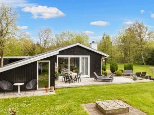 6 person holiday home in Farsø-By Traum