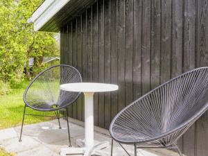 6 person holiday home in Farsø-By Traum