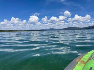 Cheerful 2-Bedroom Cottage Near Eagle Lake