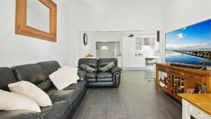 The Manning Pool House