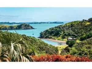 Delamore Cove - Karaka - Stay Waiheke - Matiatia Bay