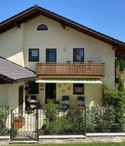 AlpenAppartement Traumzeit - Pool / eigene Terrasse / Garten - Aschau im Chiemgau