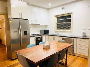 D115 Exquisite Natural Stay