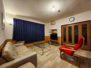 蒼い家温泉付貸別荘Cozy Blue House Onsen Hot Spring