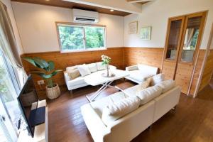 光明屋 光 美ら海水族館 車で9分 Junglia Okinawa 車で20分